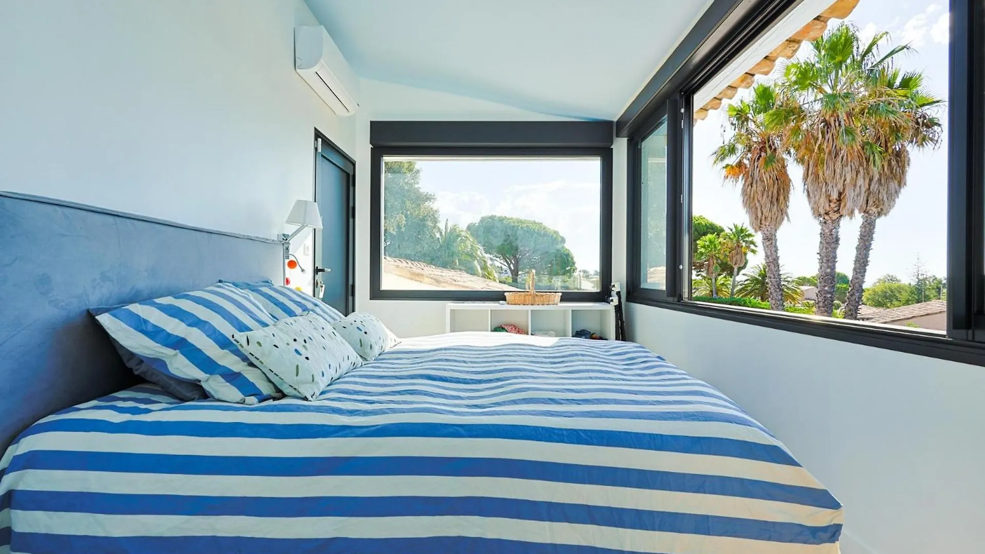 Villa D'Exception Avec Tres Belle Vue Mer - Villa Joyce Sainte-Maxime