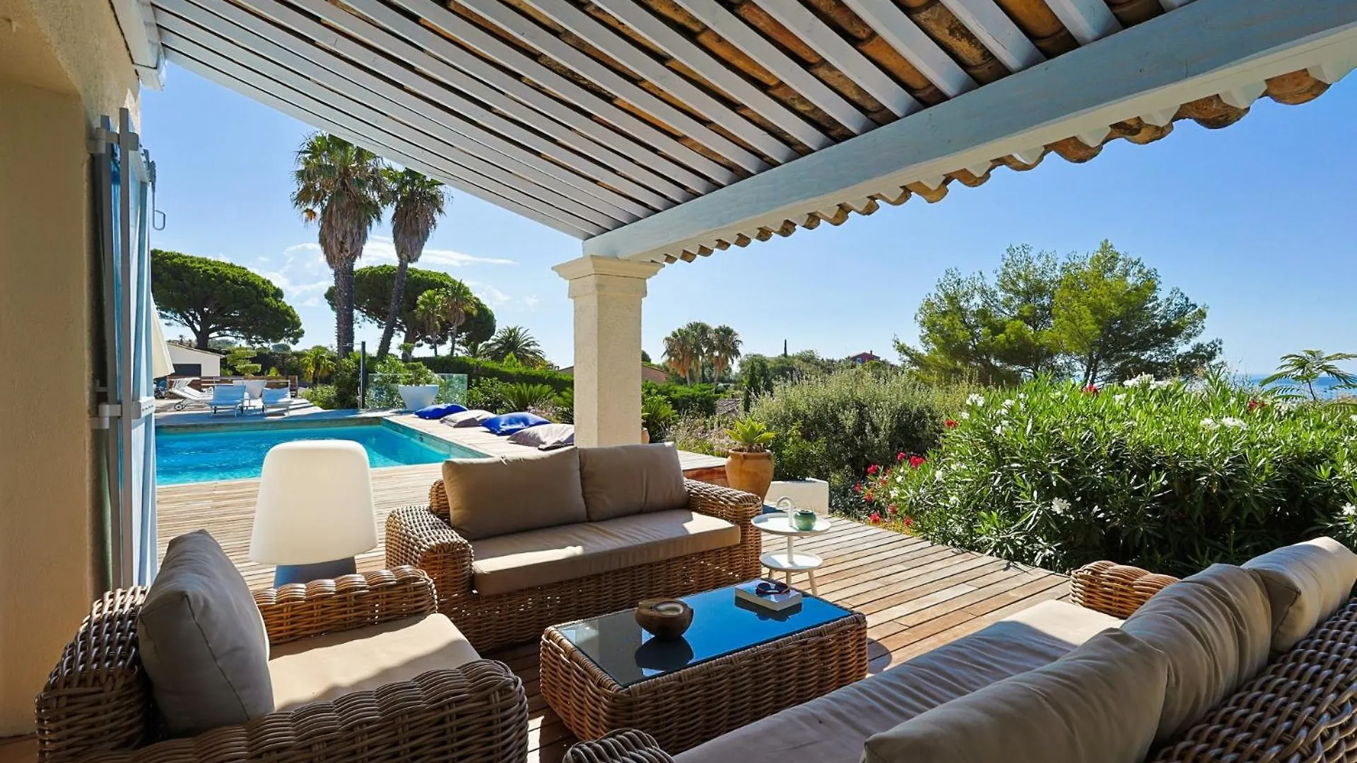 Villa D'Exception Avec Tres Belle Vue Mer - Villa Joyce Sainte-Maxime